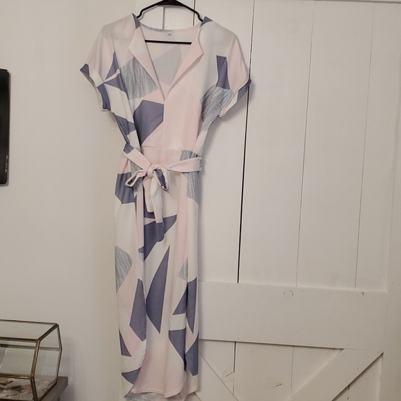 Geometric Dress - Picture 1 of 6